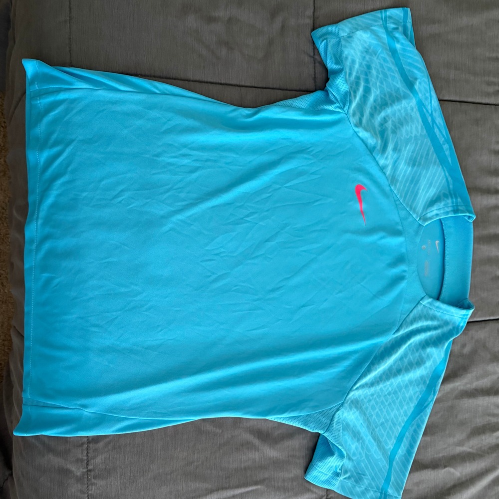 Nike Dri-FIT Strike Soccer Top Women’s L Blue Pink DX0517-416